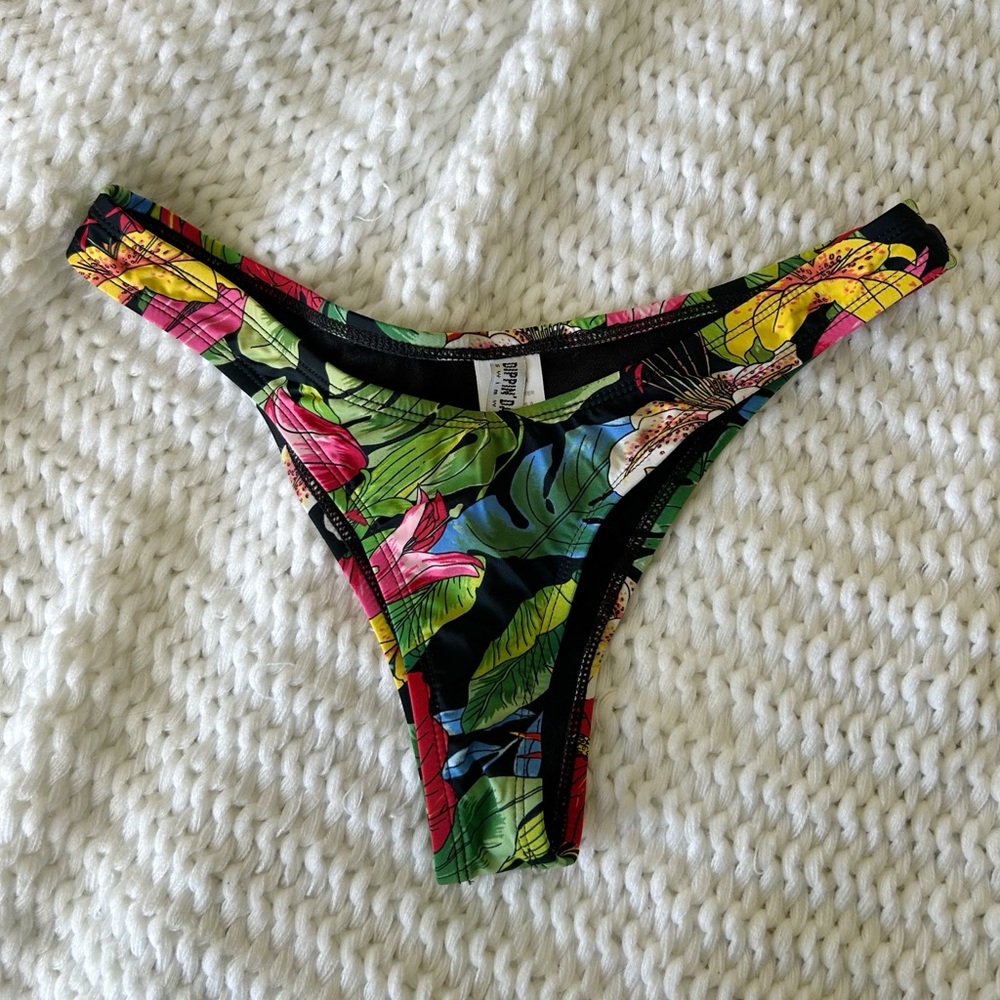 Dippin daisys tropical bikini bottom